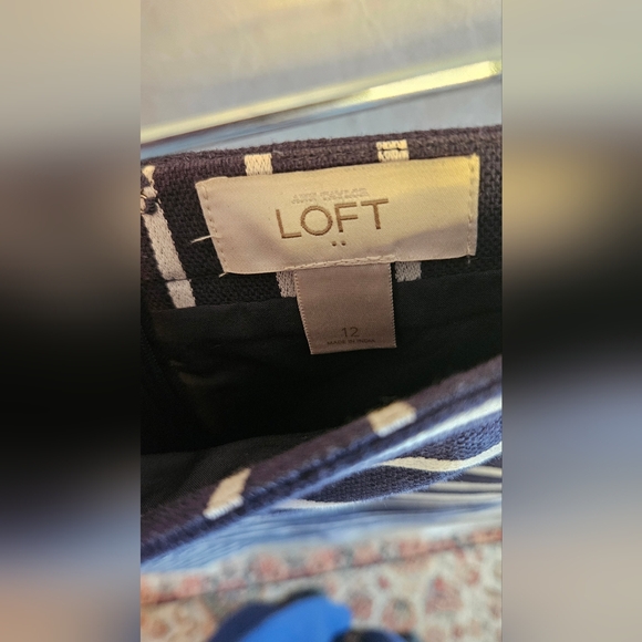 Loft Navy and White Striped Women's Skirt Size 12 - Picture 4 of 4